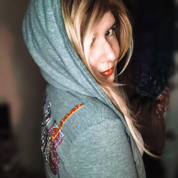 Meet your Posher, Holli - Picture 7 of 17